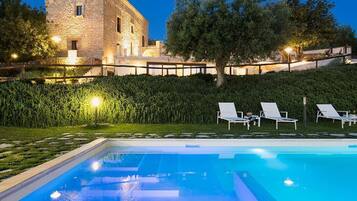 Piscina stagionale all'aperto