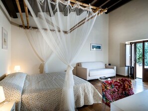 Villa, 4 Bedrooms | 4 bedrooms, iron/ironing board, free WiFi, bed sheets