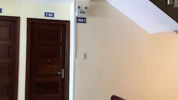 Bahagian dalam