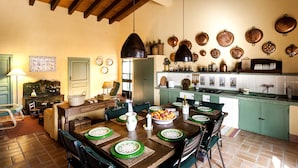 Villa, 4 Bedrooms | Private kitchen | Full-size fridge, oven, stovetop, dishwasher - Masseria Falamandrina (Licata)
