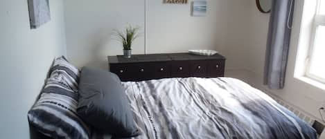 Apartamento, 3 quartos, para não fumantes, vista para a baía | 3 quartos, roupa de cama