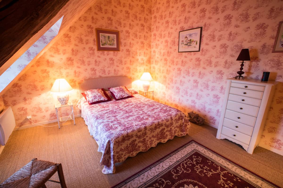 Comfort-Doppelzimmer (Ronsard) | Hochwertige Bettwaren, individuell dekoriert, individuell eingerichtet