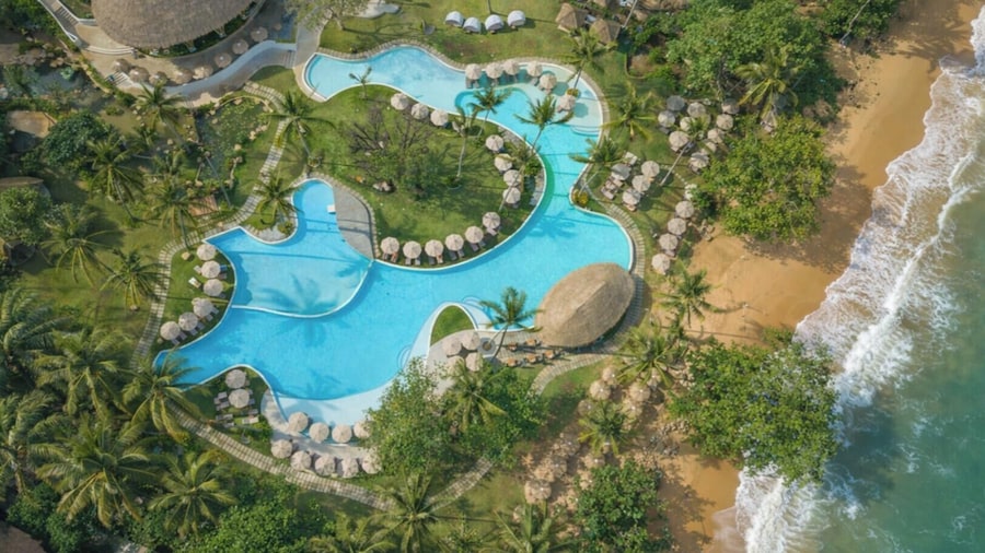 Eden Beach Khao Lak Resort & Spa