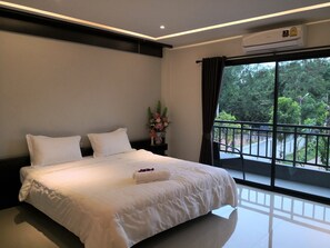 Standard Double Room  | Cortinas opacas, camas supletorias, wifi gratis