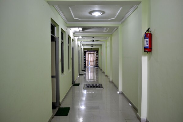 Interior - Hotel Rama Palace (Hardoi)