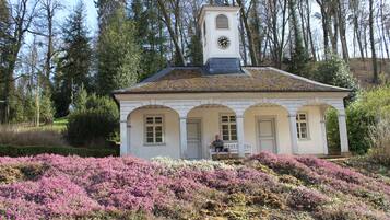 مكان جذب سياحي