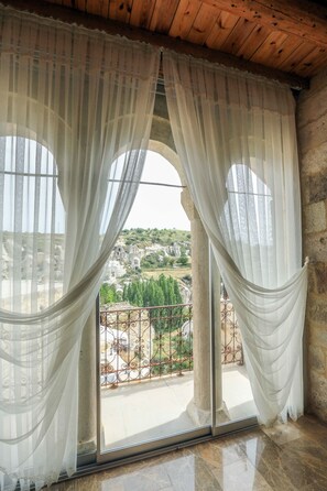 Televisión LCD 40 pulgadas con canales de televisión vía satélite