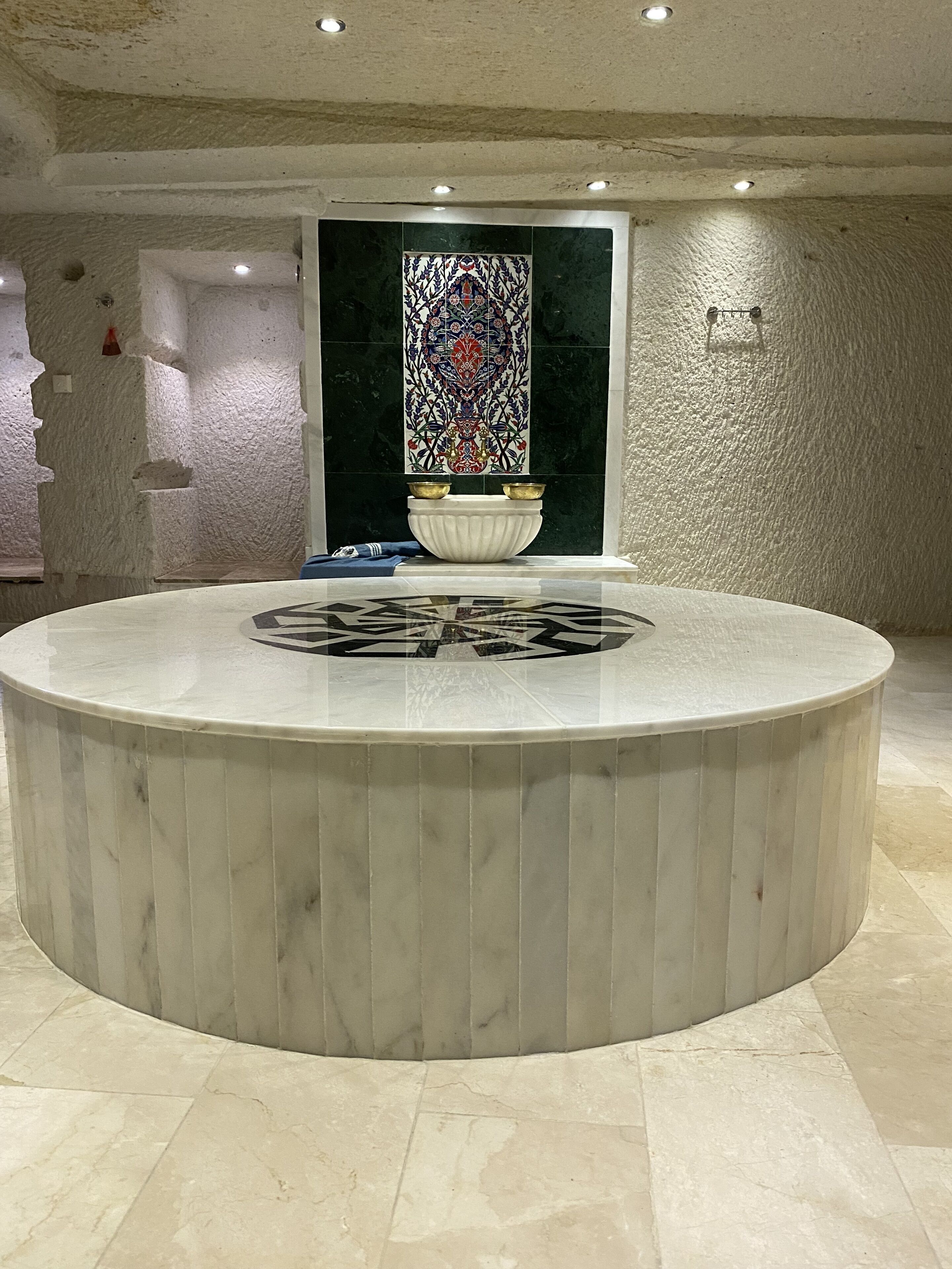 traditional suite | bathroom | separate bathtub and shower, jetted bath, hydromassage showerhead