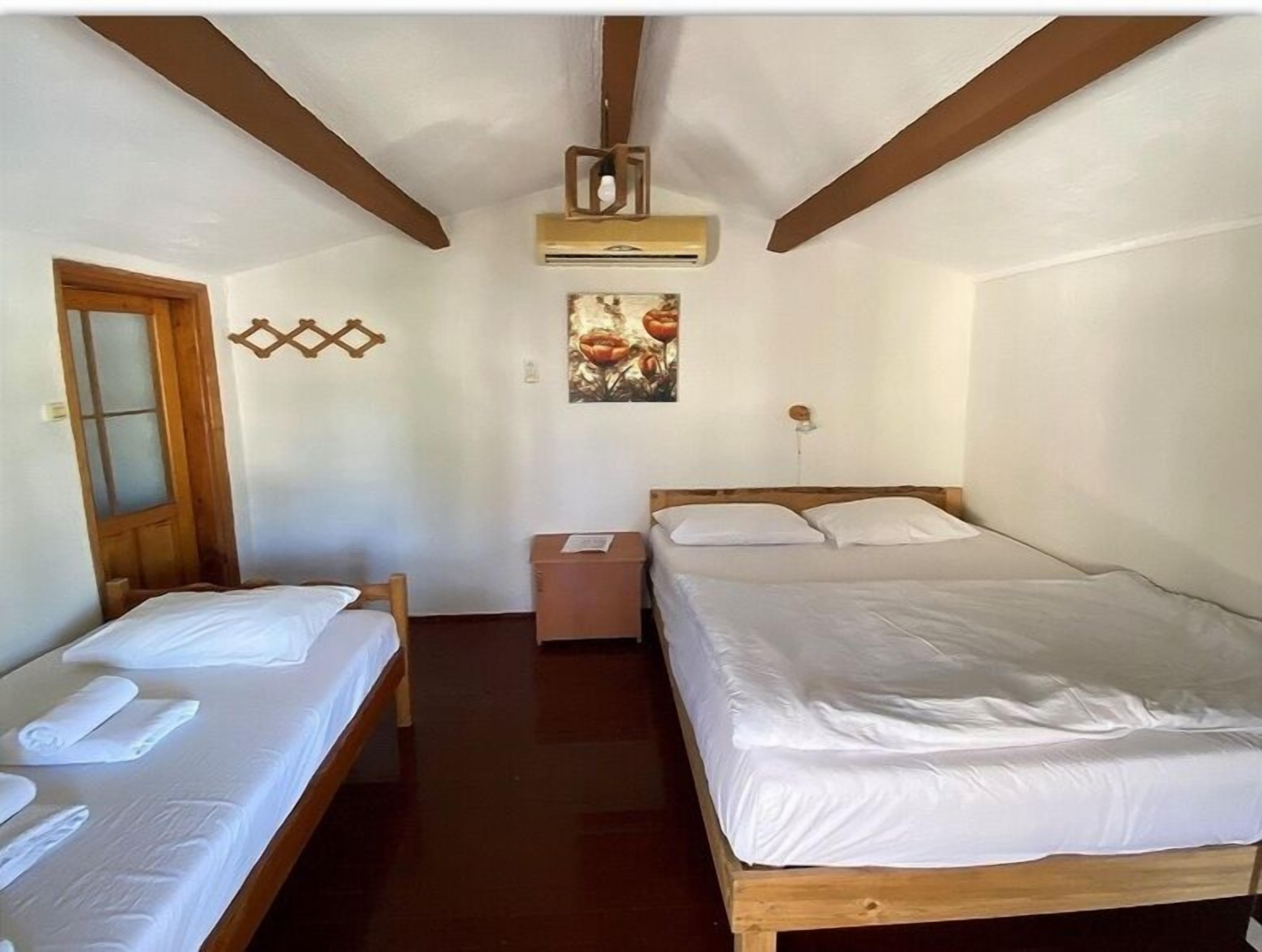 in-room safe, desk, free cots/infant beds, free wifi