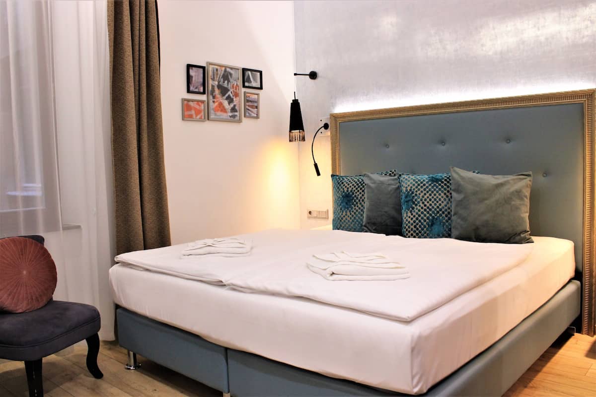 Minibar, in-room safe, blackout curtains, soundproofing