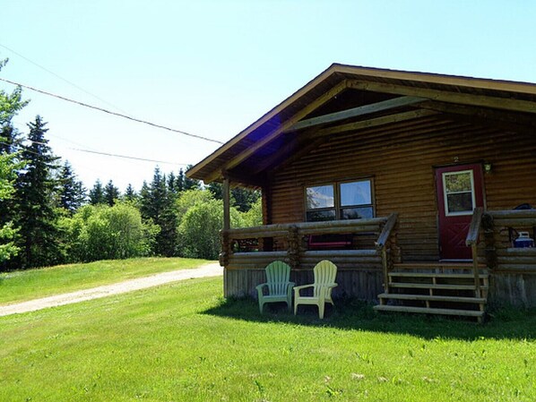 Exterior - Cajun Cedar Log Cottages 1 bdrm. - Cape Breton Unit 5 (Margaree Harbour)