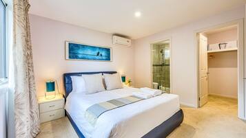 4 عدّة غرف نوم ومكتب ومكواة/لوح كي وسرير سفر