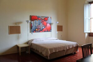 Deluxe appartement, 3 slaapkamers | 3 slaapkamers, babybedden, gratis wifi, beddengoed