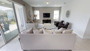 Family Villa, Garden Area | Lobby