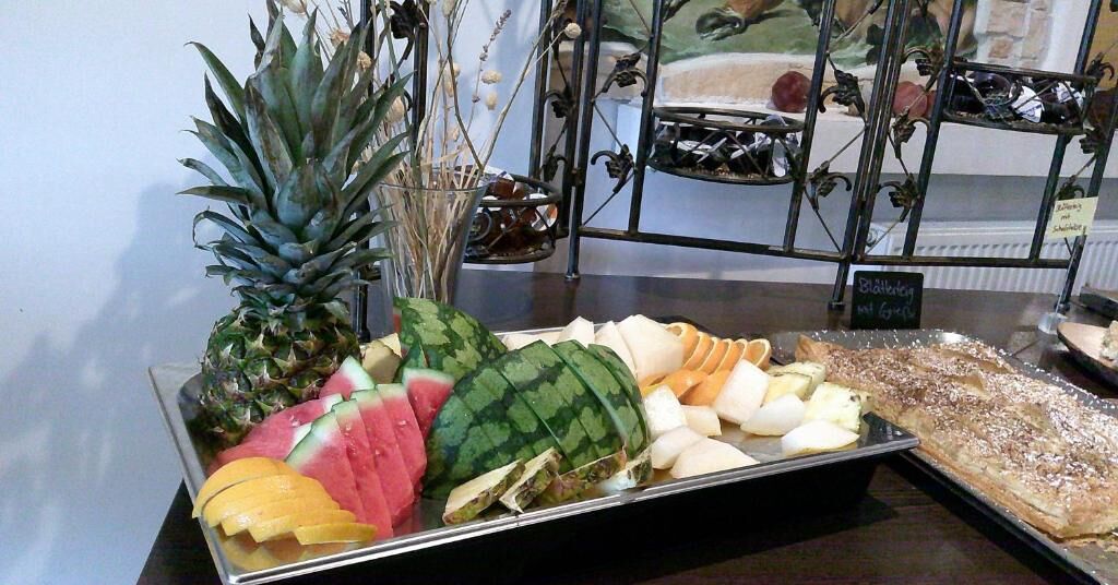 daily buffet breakfast (eur 10.50 per person)
