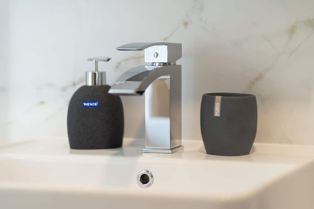 superior room, patio | bathroom | shower, free toiletries, hair dryer, slippers