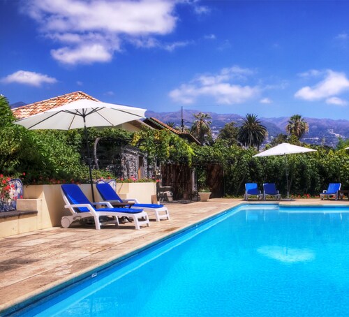 Charming stone cottage in Funchal | Loja Lenha