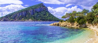 Golfo Aranci - appartement pour 6, directement sur la plage, avec terrasse et vue sur la mer