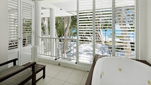 Bathroom - Peppers Beach Club Penthouse (Palm Cove)