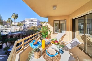 Outdoor dining - Downtown Marbella, steps from beach.  Gorgeous sunny terrace, walk to everything! (Marbella)