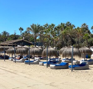 Beach nearby - Downtown Marbella, steps from beach.  Gorgeous sunny terrace, walk to everything! (Marbella)
