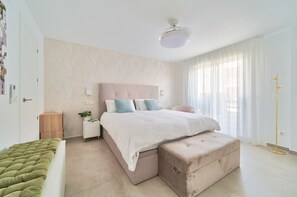 2 bedrooms, desk, blackout curtains, iron/ironing board - Downtown Marbella, steps from beach.  Gorgeous sunny terrace, walk to everything! (Marbella)