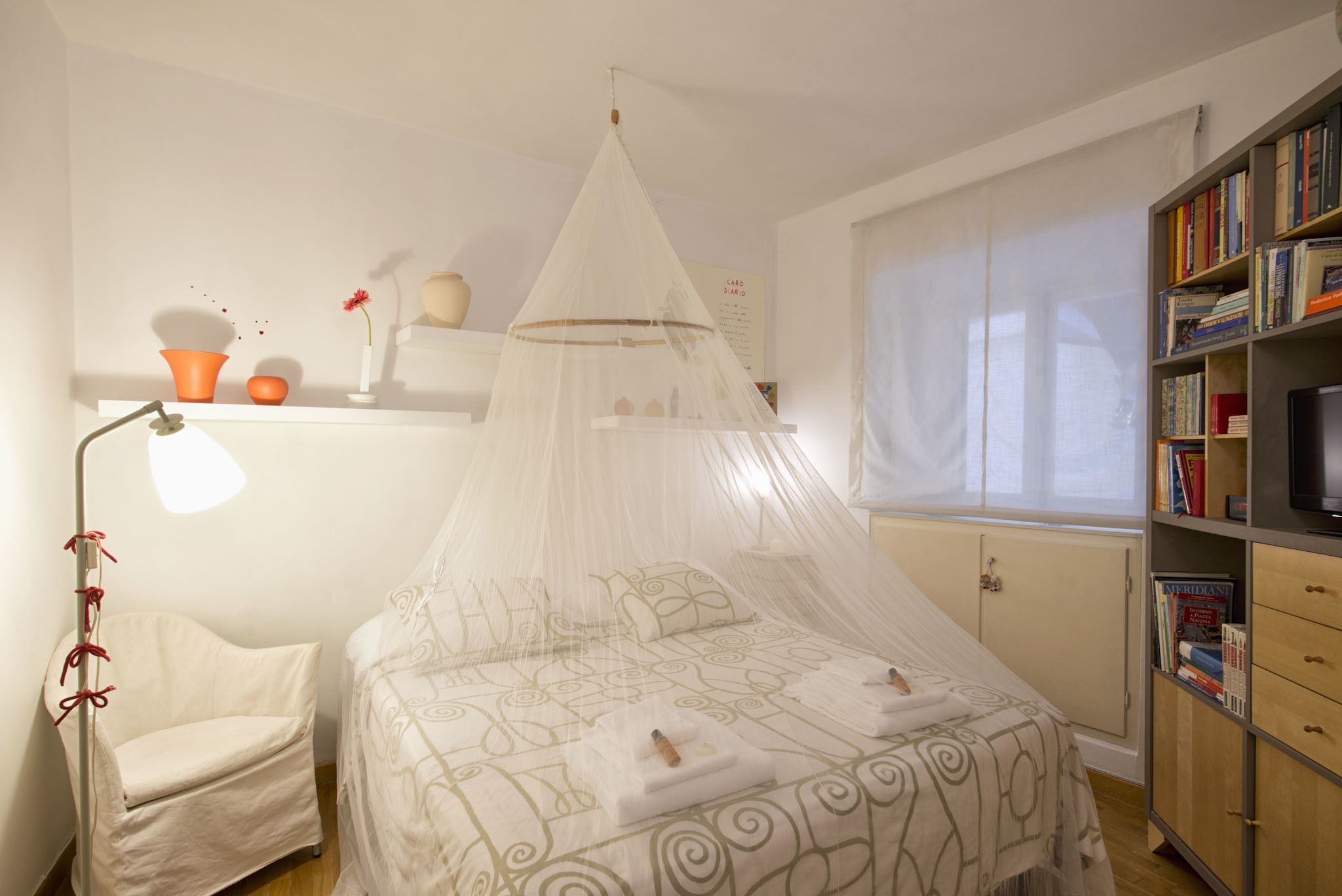 Lägenhet - 1 sovrum | 1 sovrum, individuell inredning, unika möbler och skrivbord