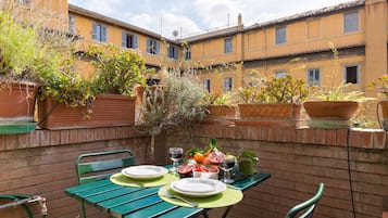 Apartamento, 2 quartos | Terraço/pátio