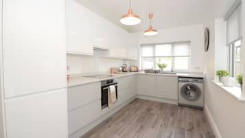 Fridge, microwave, oven, dishwasher
