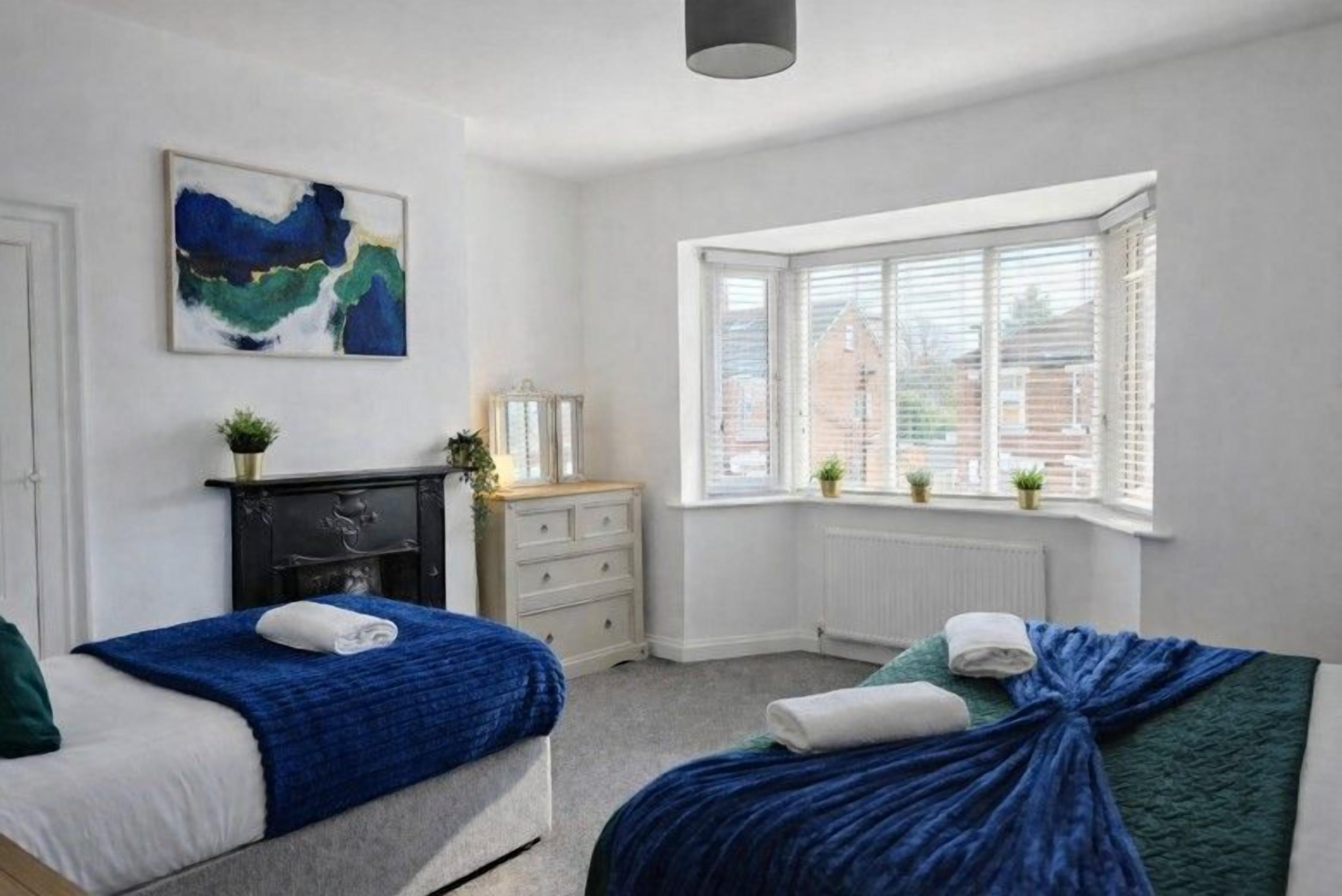 3 bedrooms, WiFi (free), bed sheets