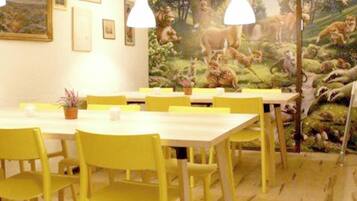 Basic Room (Aragon) | Living area