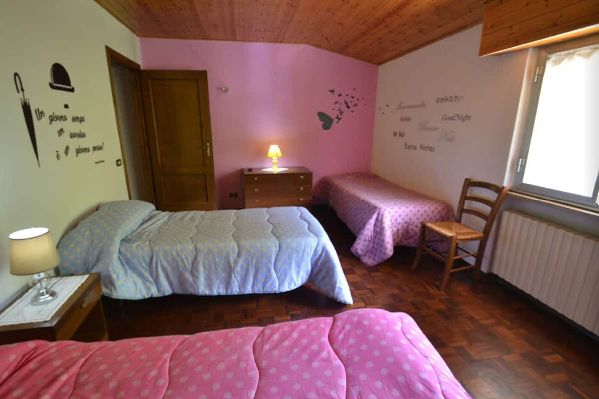 Appartement, 2 chambres (6 Adults) | 1 chambre, fer et planche Ă repasser, accĂšs au Wi-Fi (inclus)