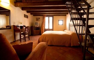 Frette Italian sheets, premium bedding, in-room safe