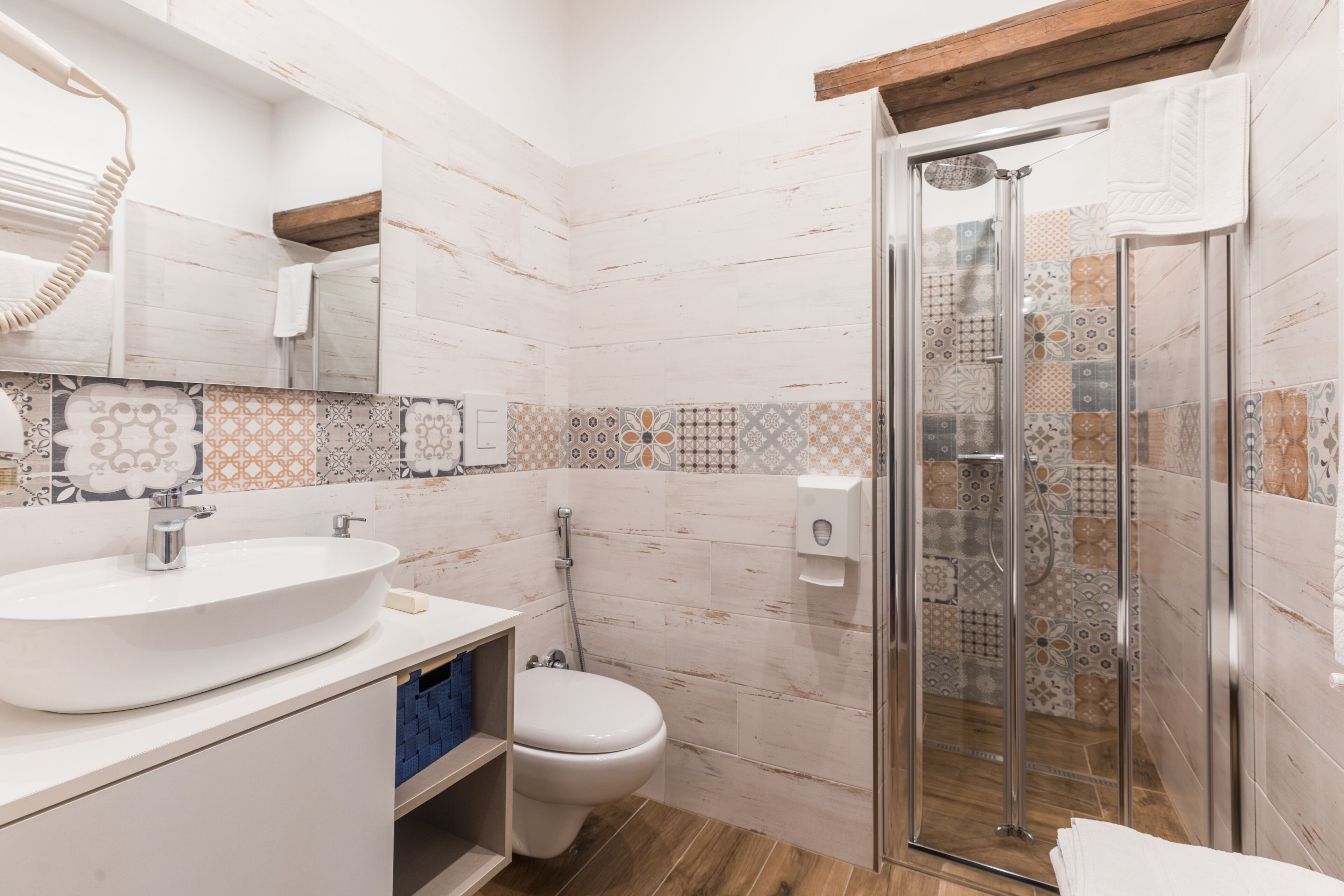Suite Comfort, 1 camera da letto (Orizzonte) | Bagno | Doccia, set di cortesia gratuito, bidet, asciugamani
