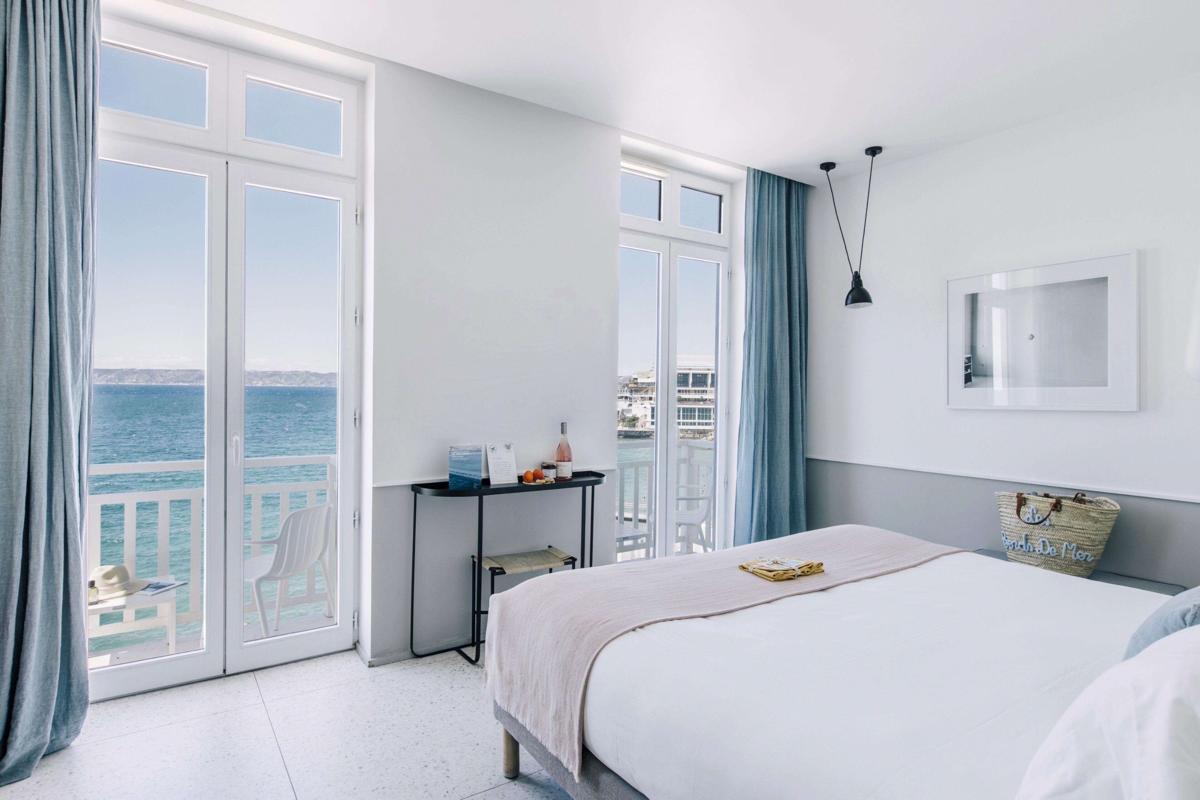 Deluxe Pleine Mer | Minibar, coffre-fort, décor unique, ameublement unique