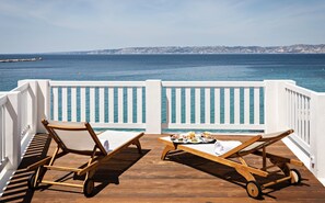 Executive suite, uitzicht op zee | Terras