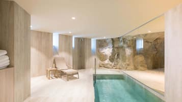 Espace de soins pour les couples, hammam, massages des tissus profonds