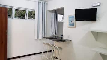 1 quarto, Wi-Fi de cortesia, roupa de cama