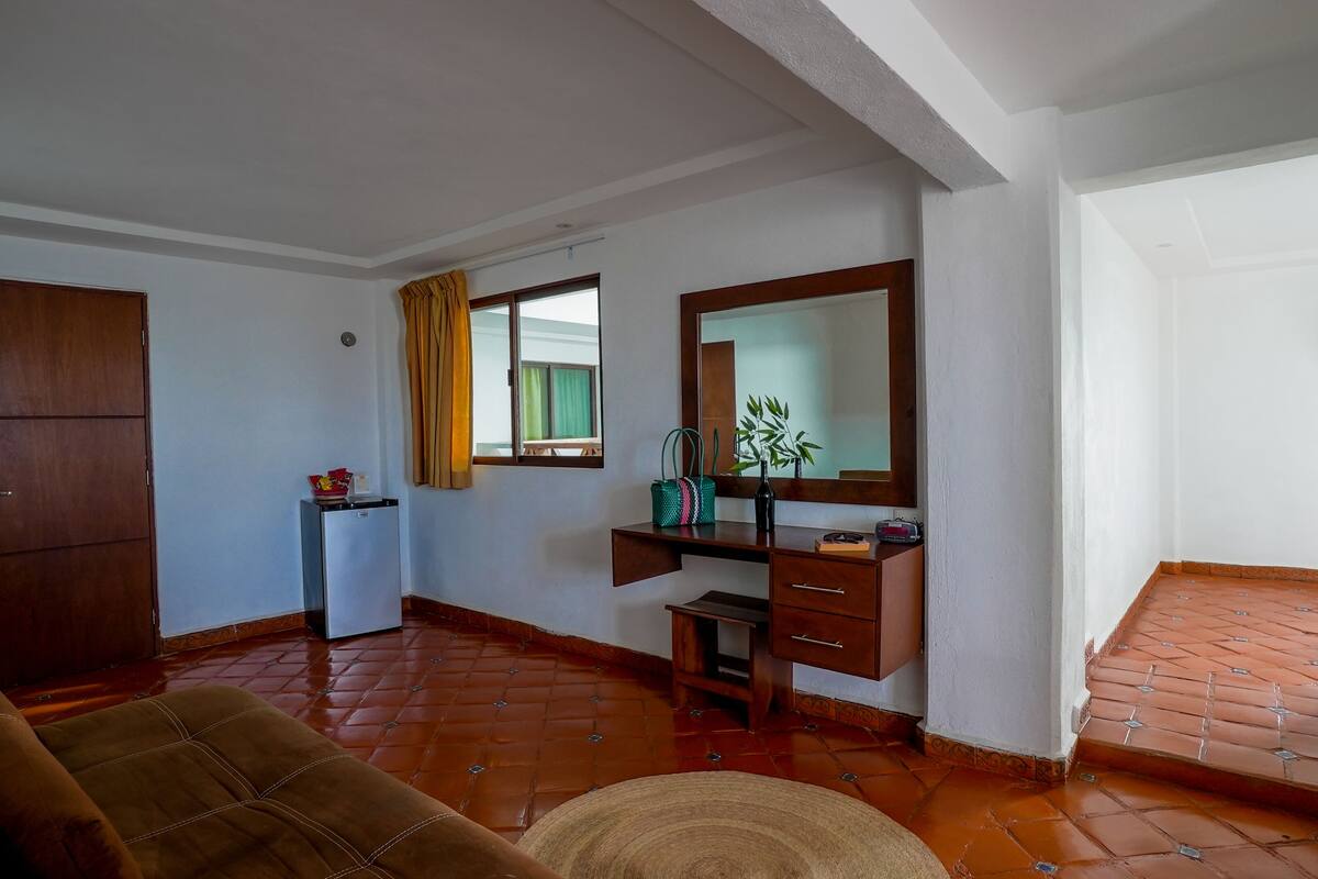 deluxe studio suite, sea view | 1 bedroom, free wifi, bed sheets