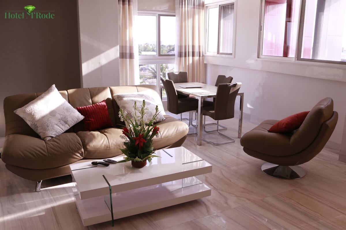 Family Apartment, 3 Bedrooms, Non Smoking | Living area