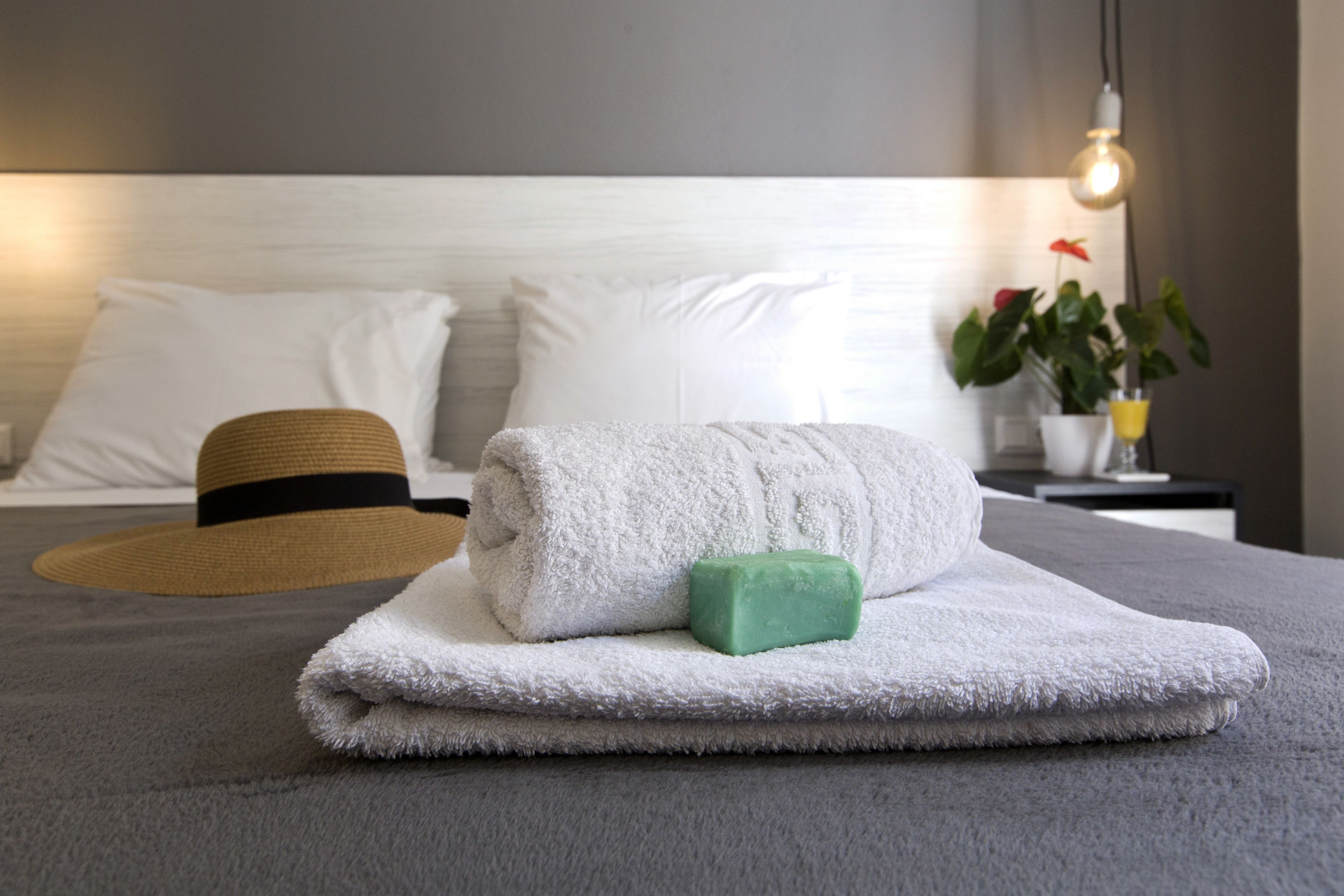 city suite, 1 bedroom, non smoking, city view | 1 bedroom, soundproofing, iron/ironing board, free wifi