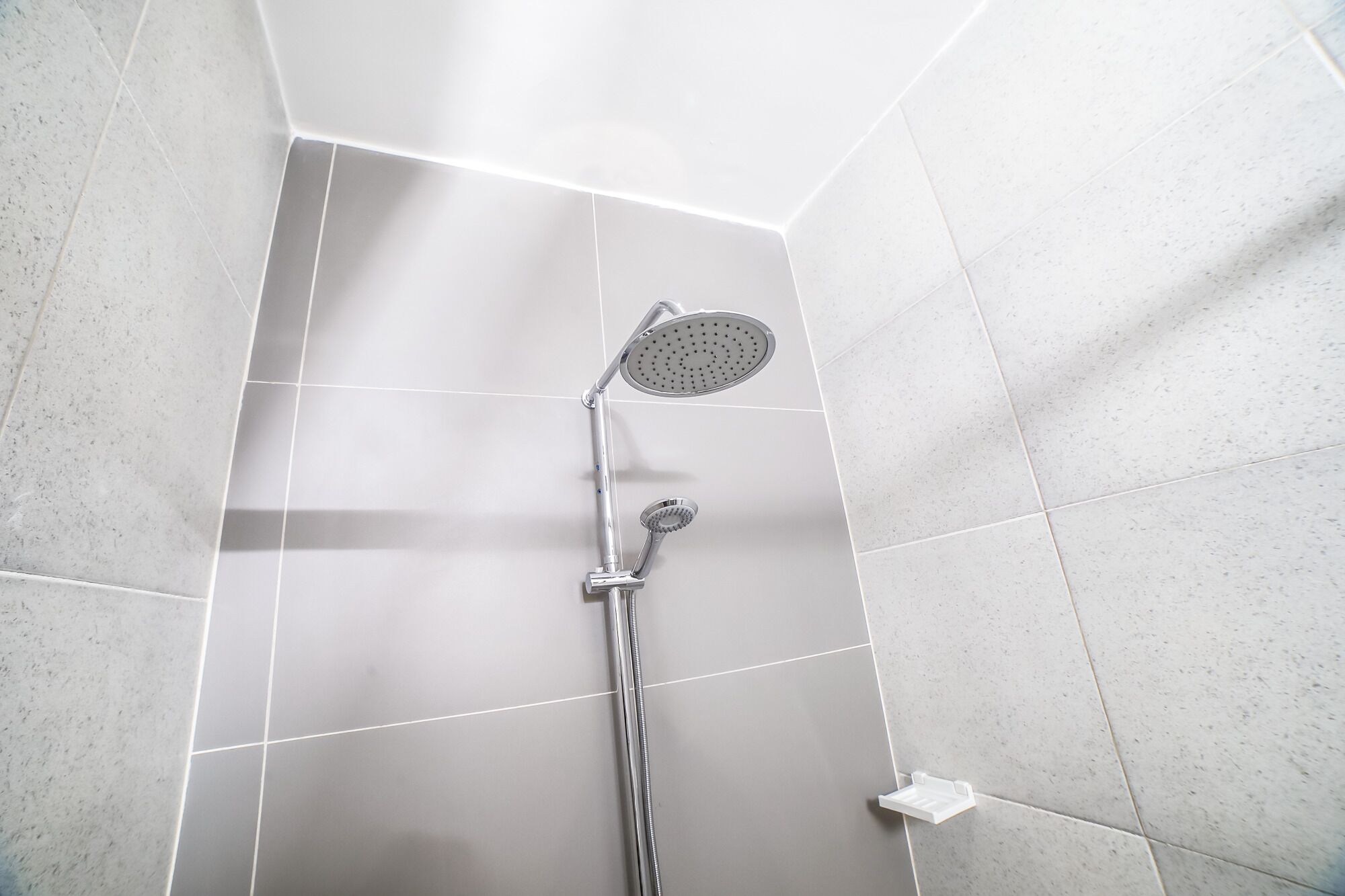Family Apartment, 3 Bedrooms, Non Smoking | Bathroom | Deep-soaking bathtub, towels