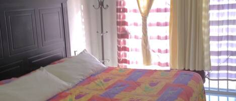 Superior House, Multiple Beds, Non Smoking | Iron/ironing board, free WiFi, bed sheets