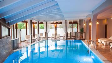 Piscina externa sazonal