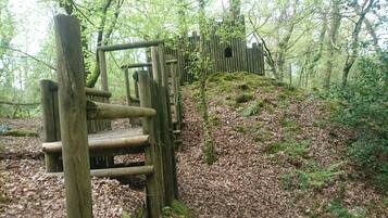 Children’s play area – outdoor