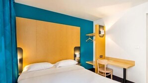 Unclassified image, 3 of 21, button - B&B Hotel Cannes La Bocca Plage (Cannes)