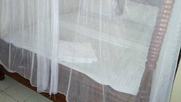 Wifi gratis y ropa de cama