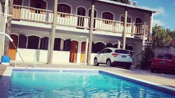 Outdoor pool, sun loungers