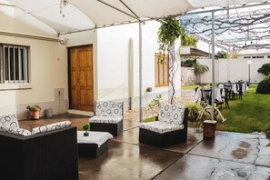 Terrace/patio - Hotel Francesco (San Rafael)