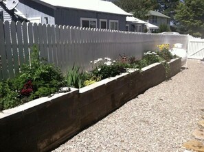 Property grounds - Lilac Cottage (Cloudcroft)